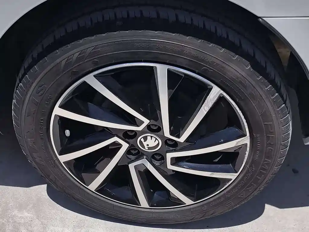 Skoda Rapid Spaceback 2021