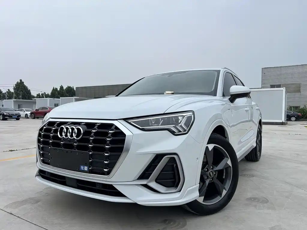 Audi Q3 2023