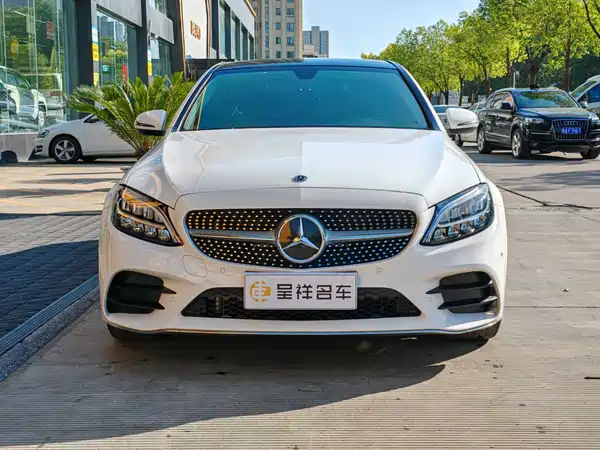 Mercedes-Benz C-Class 2020