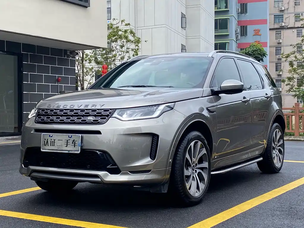 Land Rover Discovery Sport 2021