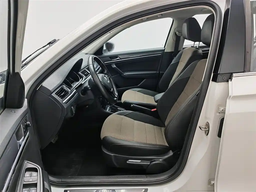 Volkswagen C-Trek 2019 — фото 10