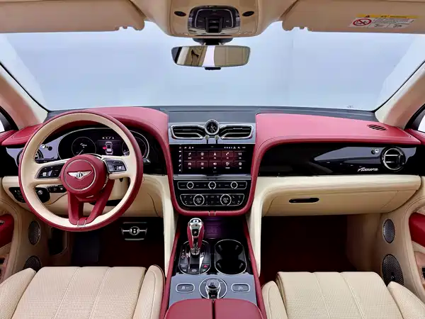 Bentley Bentayga 2023