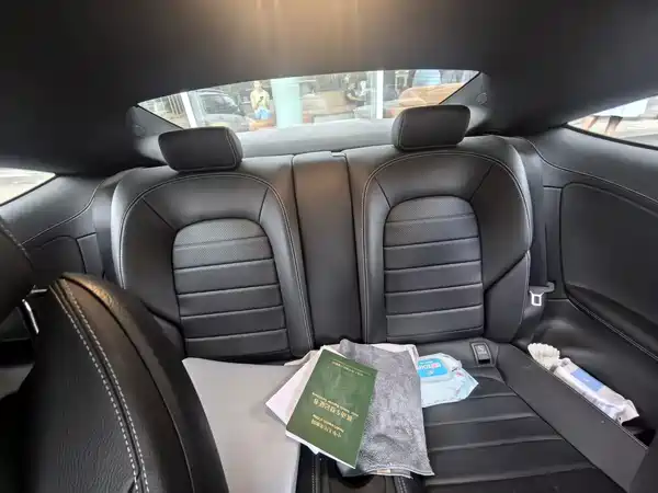 Mercedes-Benz C-Class 2021