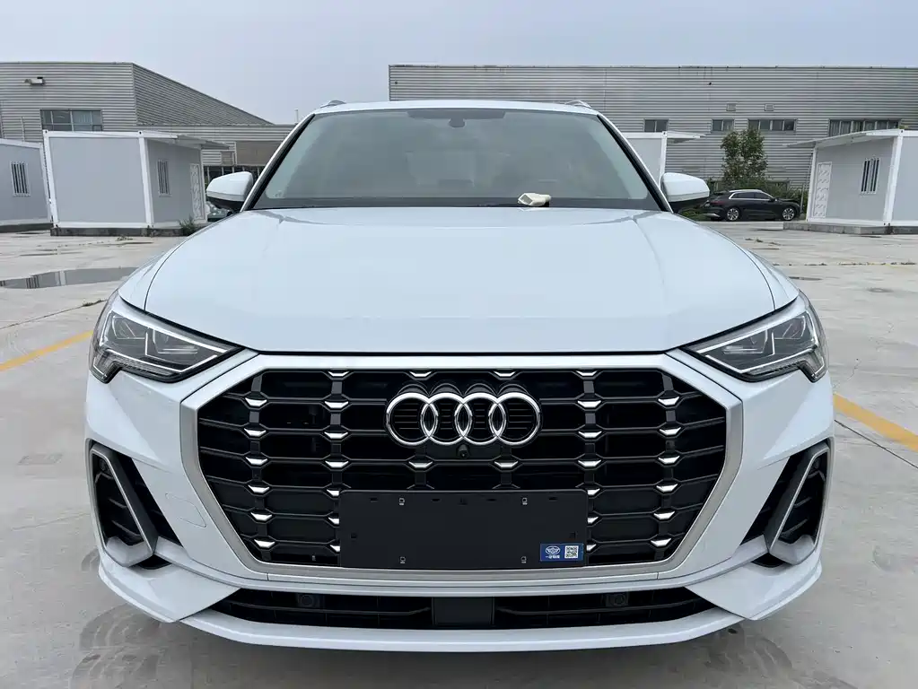 Audi Q3 2023