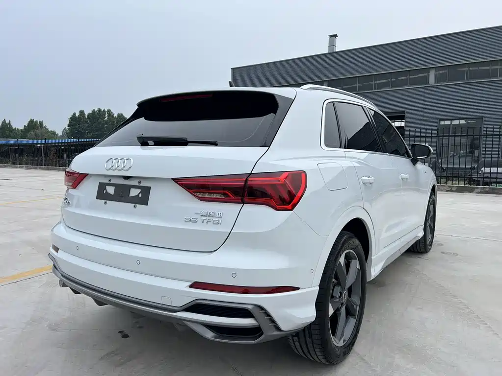 Audi Q3 2023