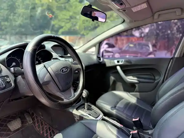 Ford Fiesta 2014