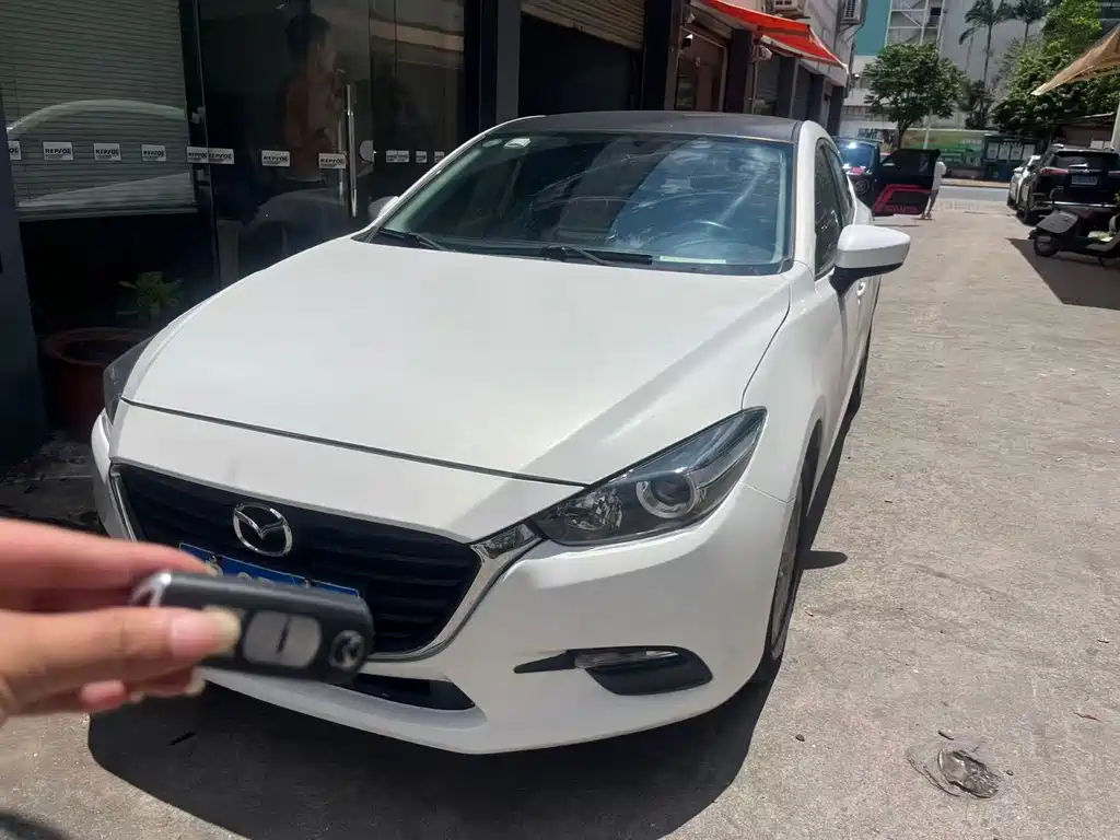 Mazda 3 Axela 2018