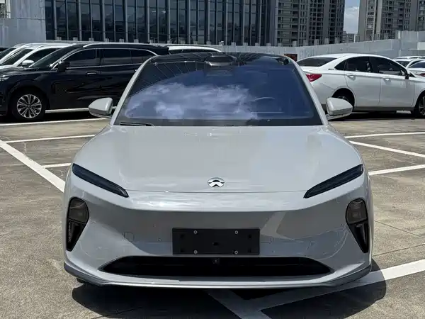 NIO ET5T 2024