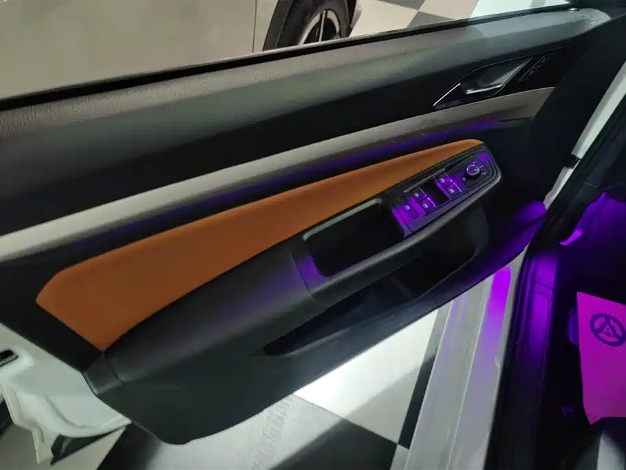 Volkswagen Bora 2023