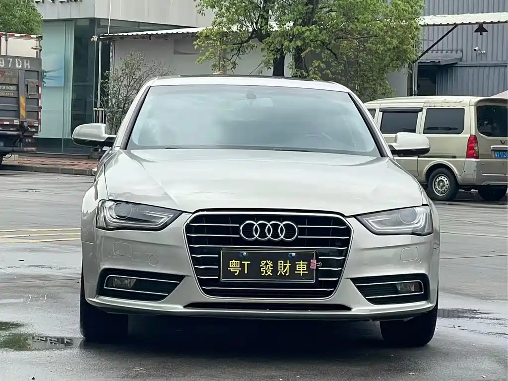 Audi A4L 2016