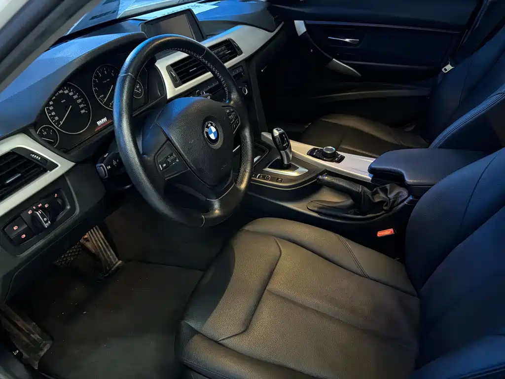 BMW 3 Series 2015
