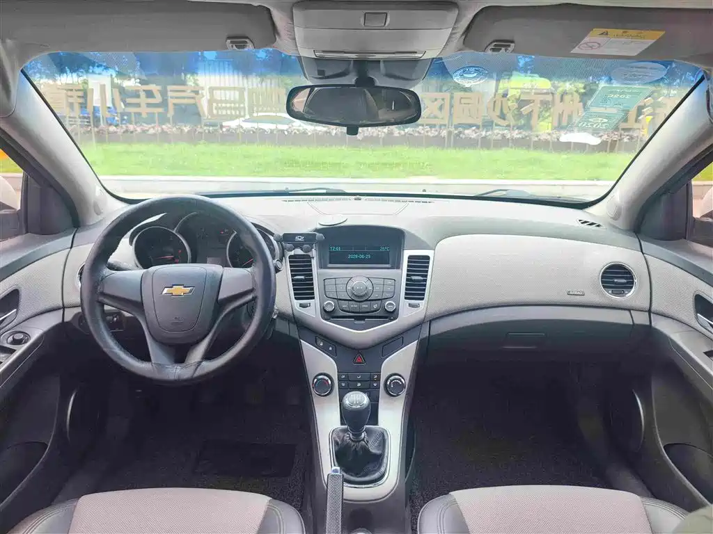 Chevrolet Cruze 2014 — фото 13