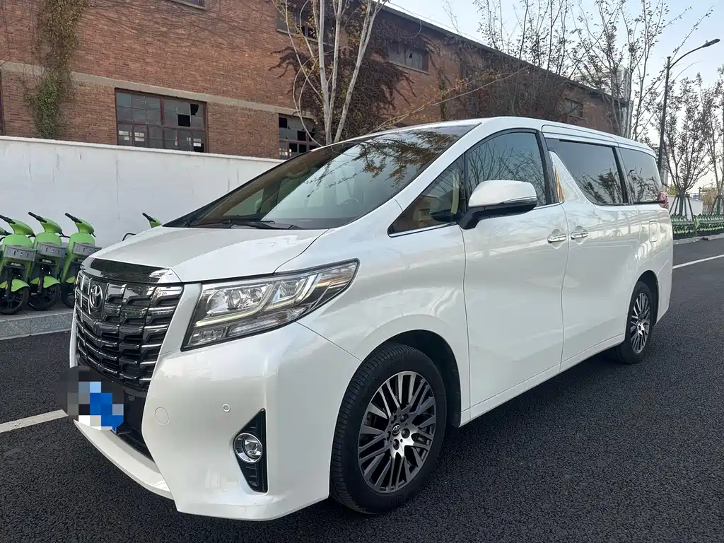 Toyota Alphard 2017 — фото 2