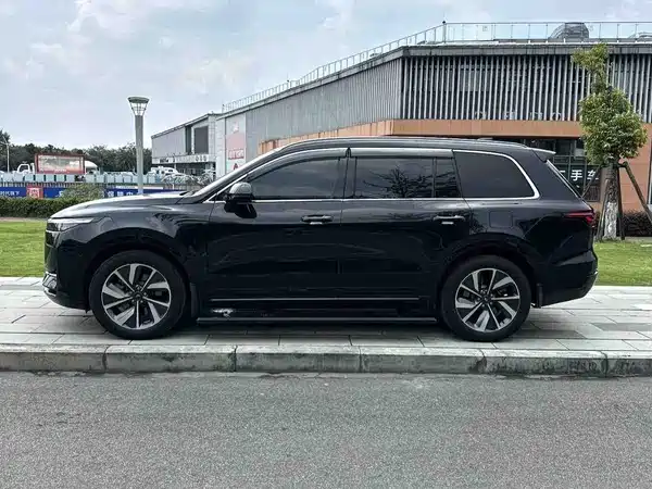 Li Auto ONE 2021