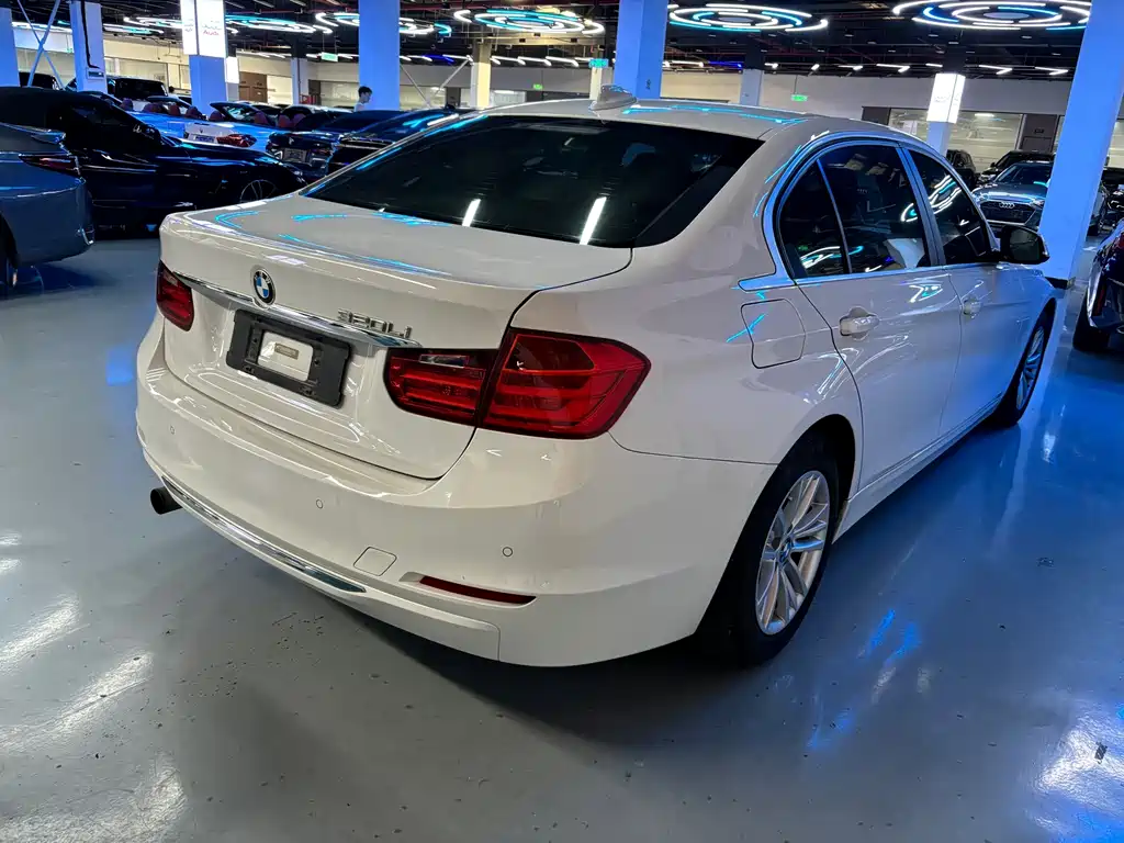 BMW 3 Series 2015