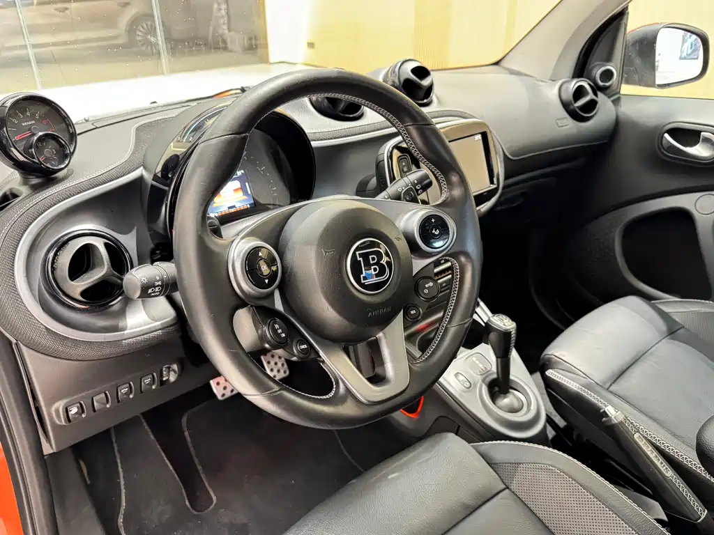 Brabus Smart Fortwo 2017 — фото 13
