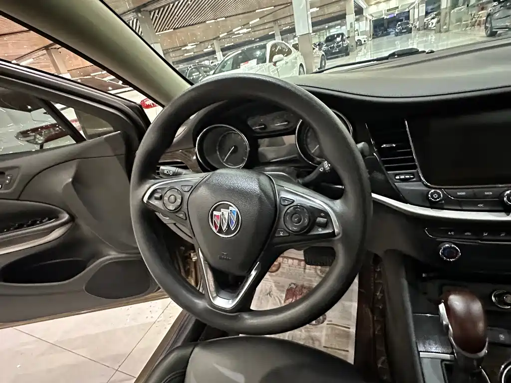Buick Verano 2017 — фото 20