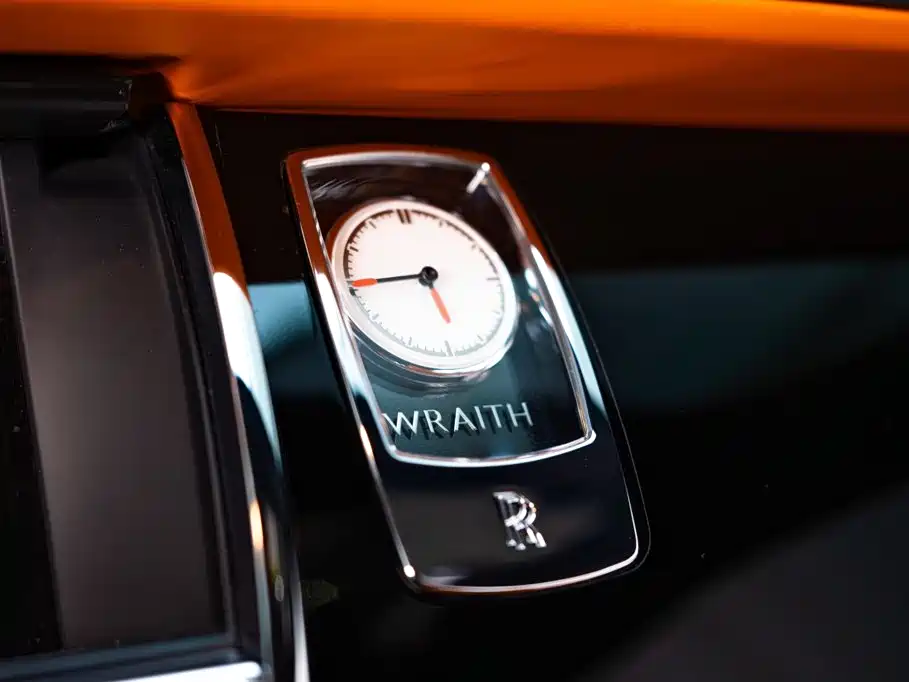 Rolls-Royce Phantom 2022 — фото 12