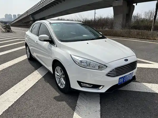 Ford Focus 2015