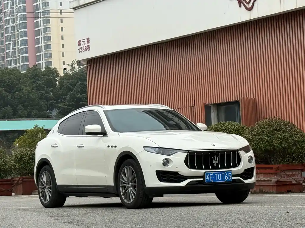 Maserati Levante 2021 — фото 9