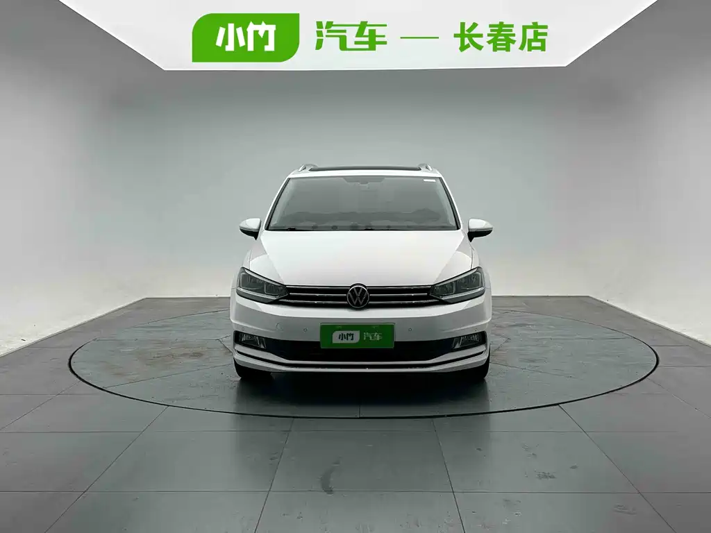 Volkswagen Touran 2023