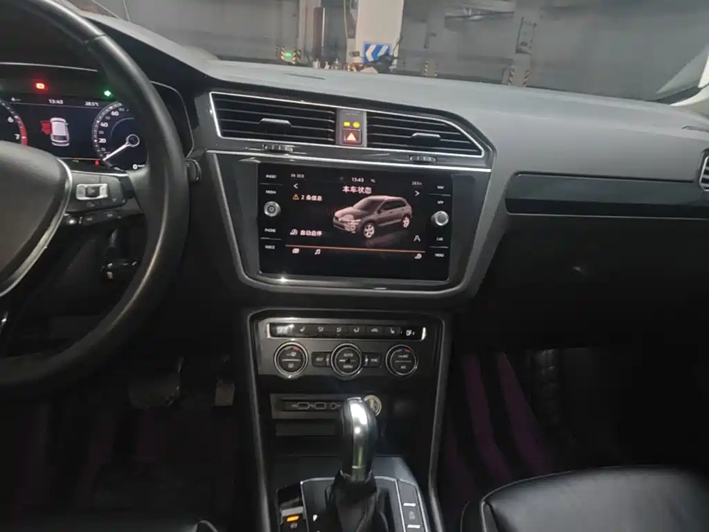 Volkswagen Tiguan 2018 — фото 13