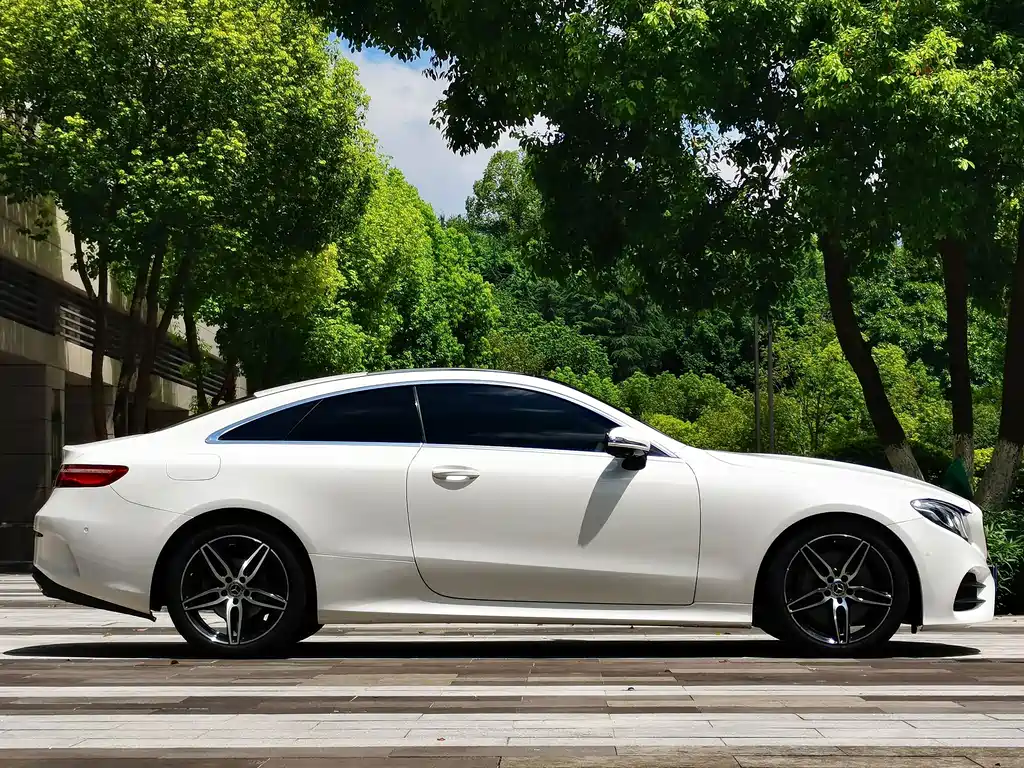Mercedes-Benz E-Class 2019