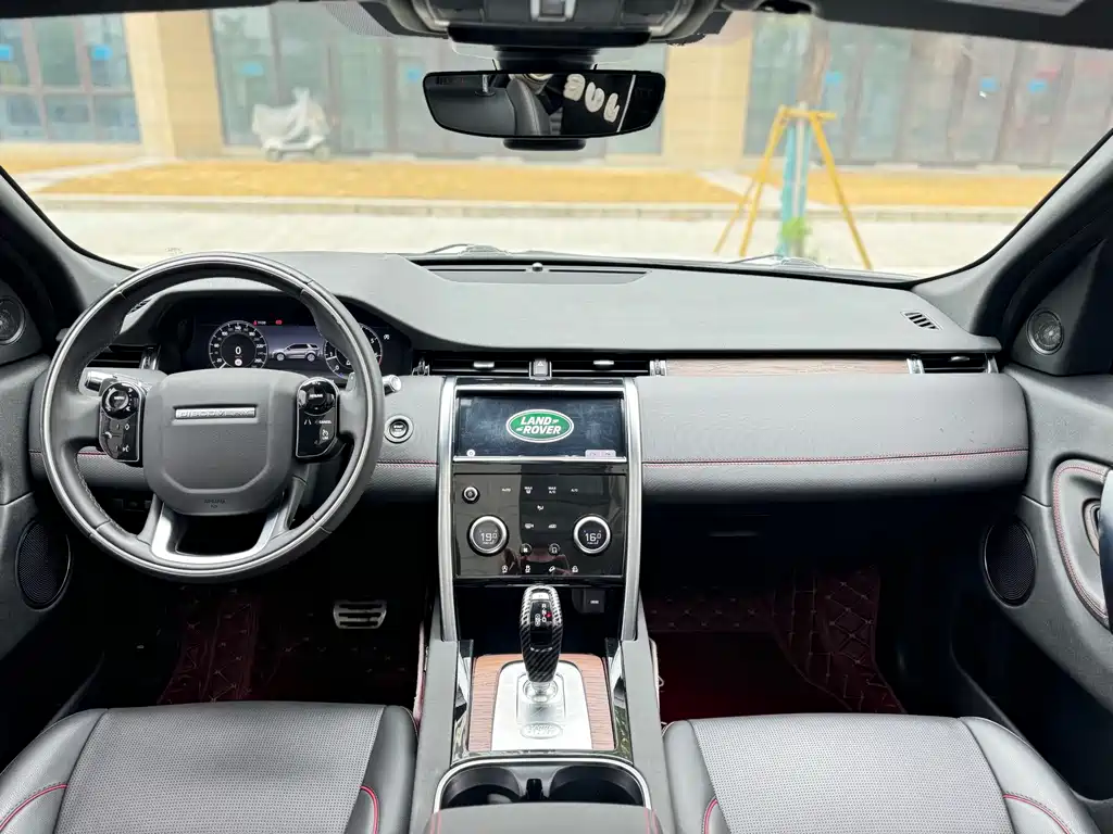 Land Rover Discovery Sport 2021 — фото 8