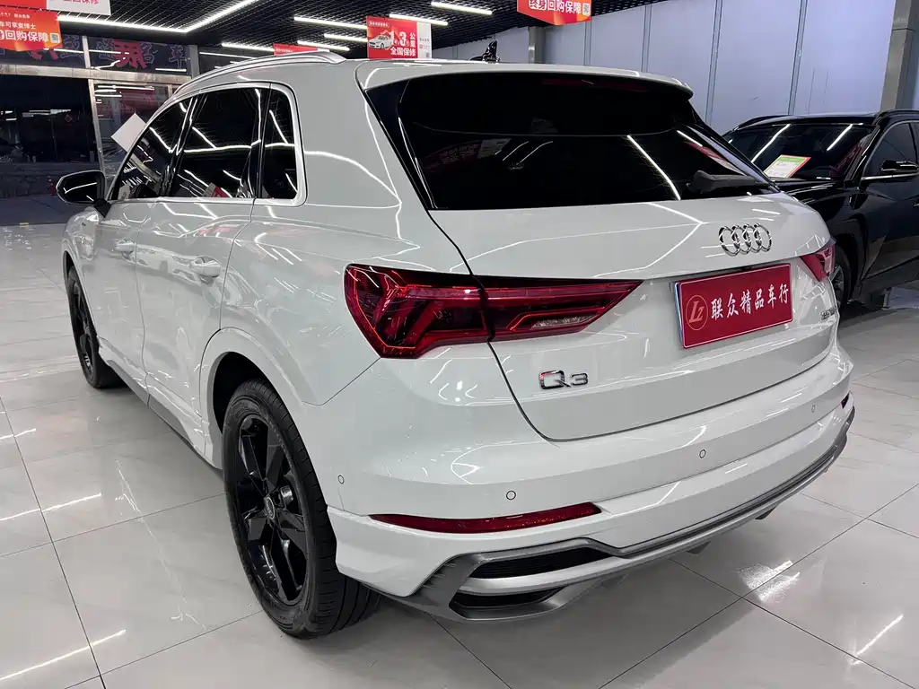 Audi Q3 2021