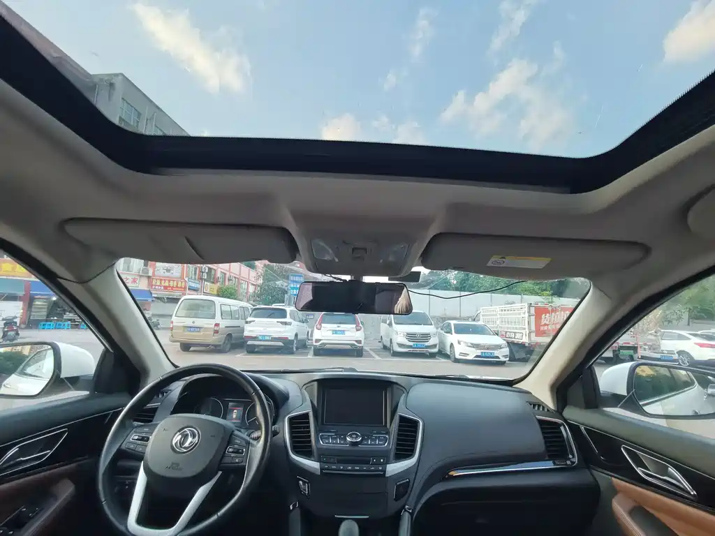 Dongfeng Fengshen AX7 2018 — фото 15