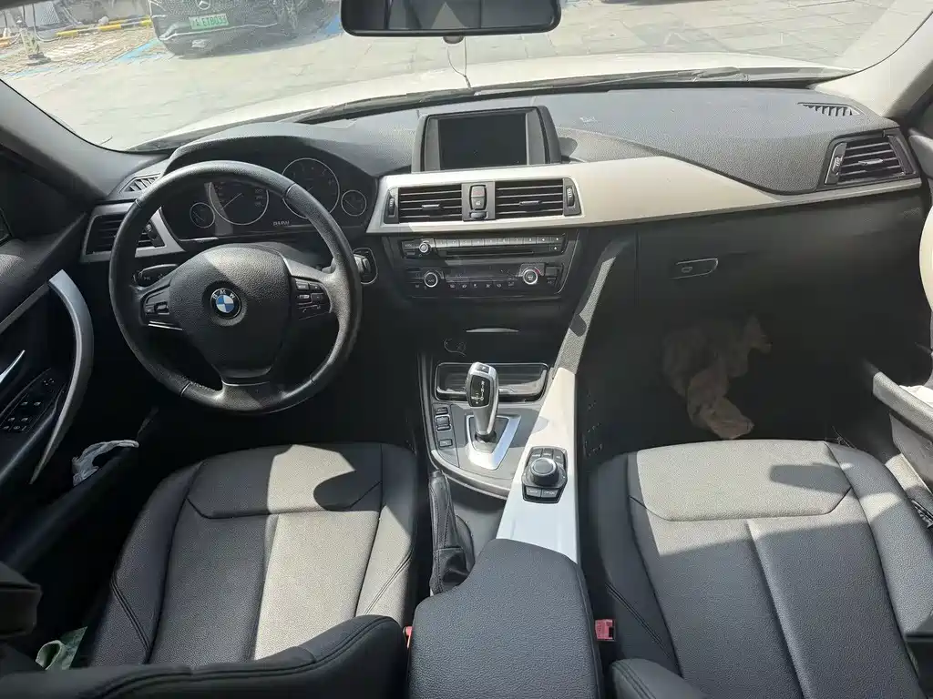 BMW 3 Series 2015