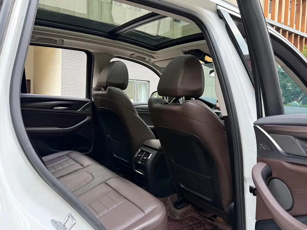 BMW X3 2021