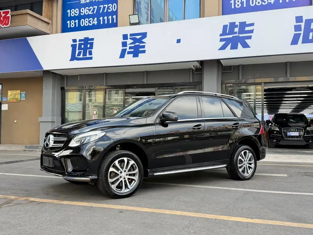 Mercedes-Benz GLE 2016
