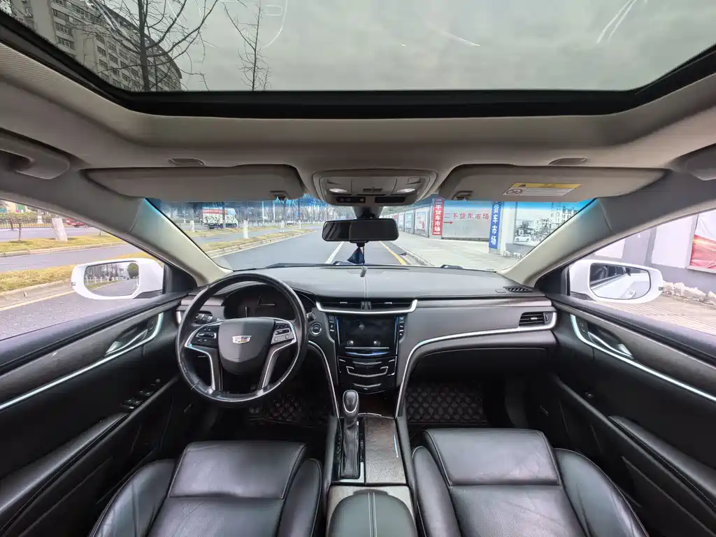 Cadillac XTS 2019 — фото 12