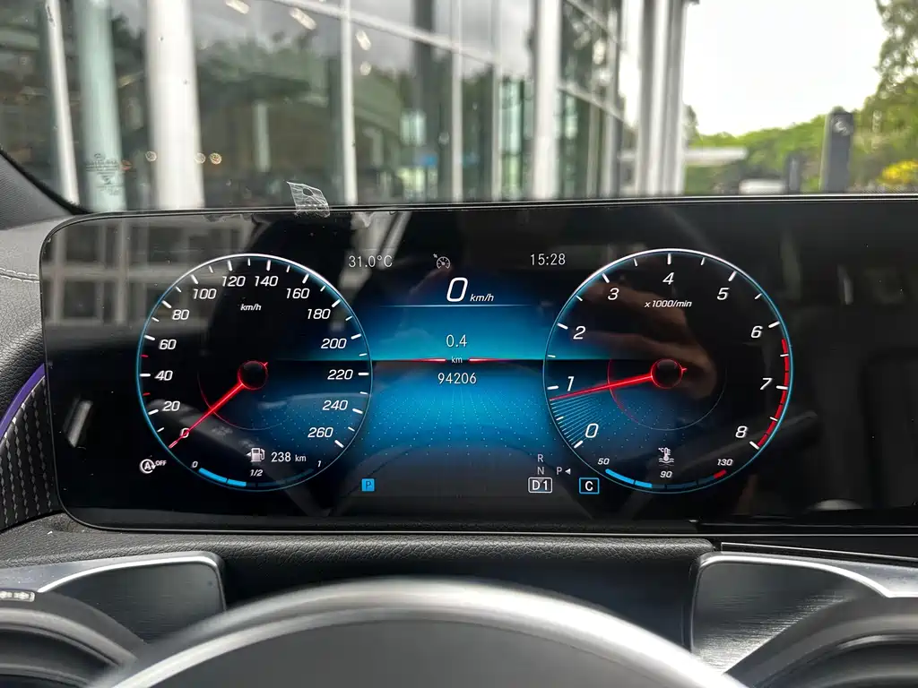 Mercedes-Benz GLB 2021