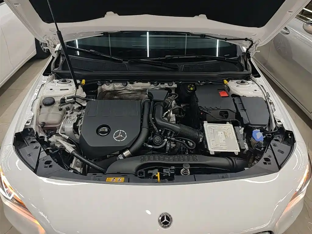 Mercedes-Benz CLA 2021 — фото 20