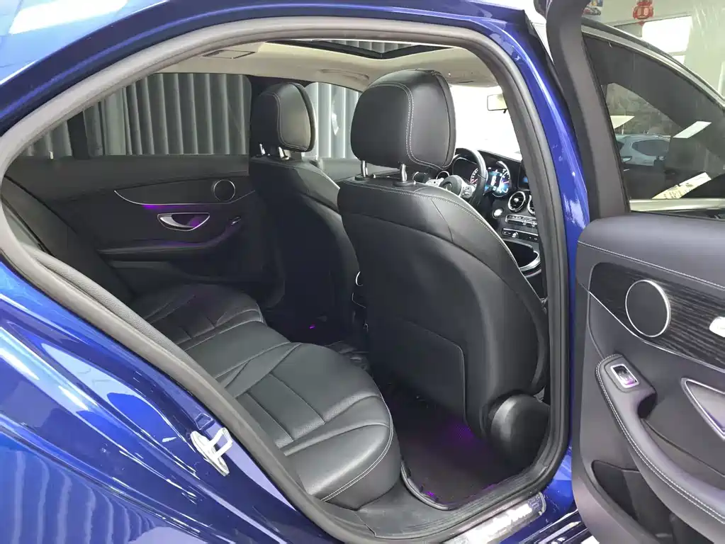 Mercedes-Benz C-Class 2021 — фото 10