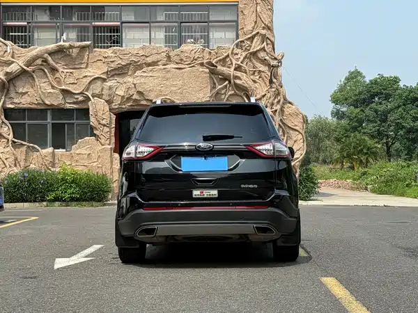 Ford Edge 2016