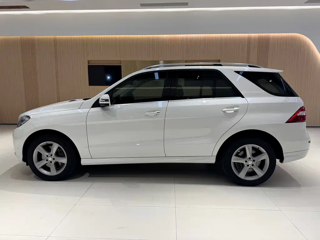 Mercedes-Benz M-Class 2015 — фото 3