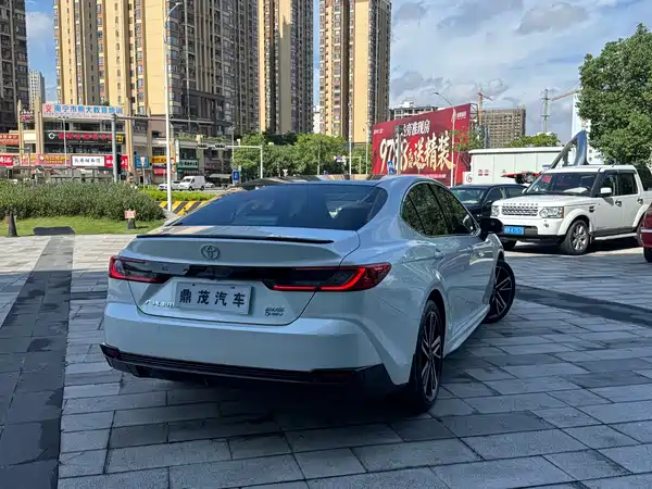 Toyota Camry 2024