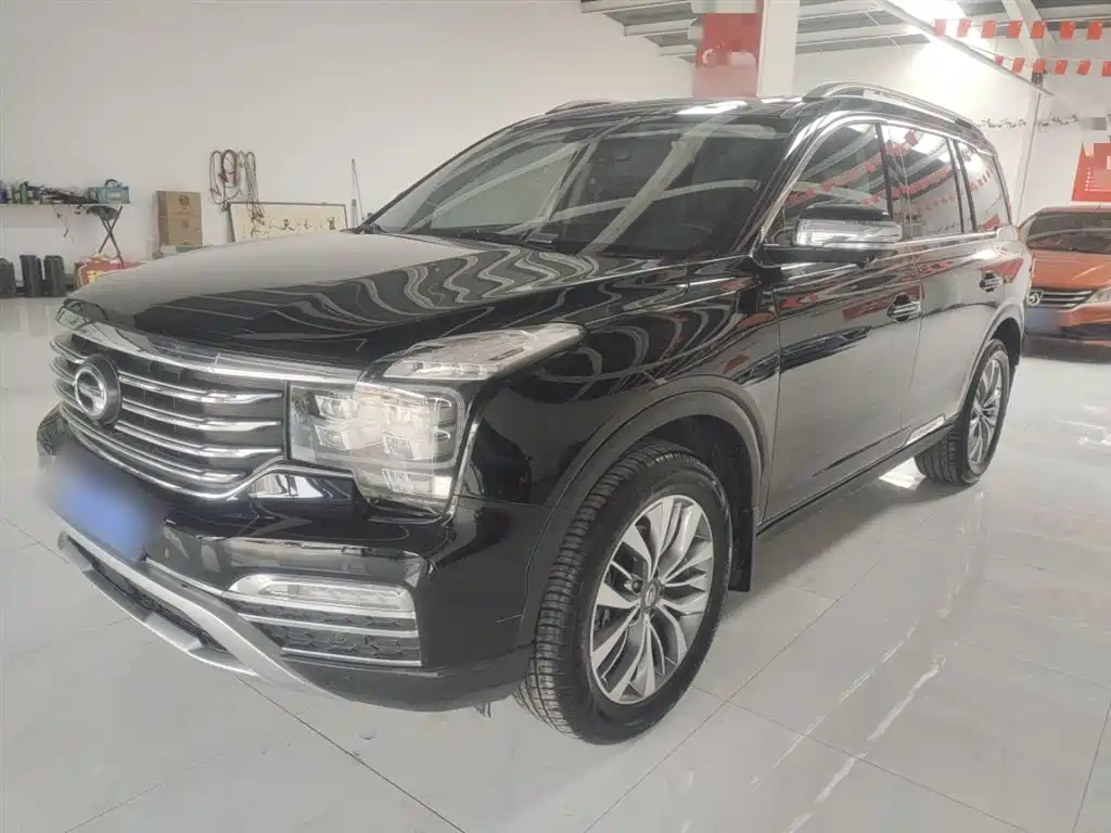 GAC Motor Trumpchi GS8 2017 — фото 1