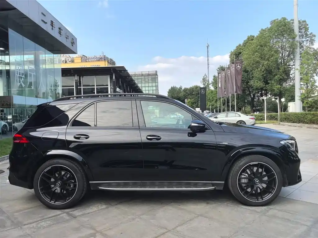 Mercedes-Benz GLE AMG 2025 — фото 4