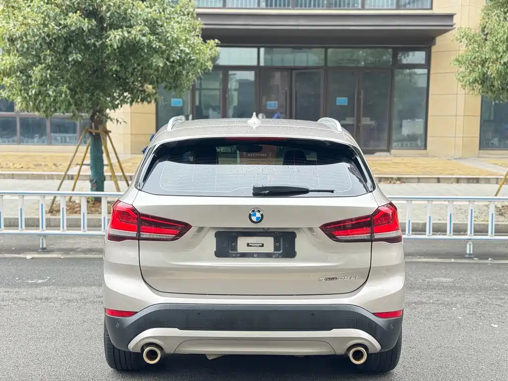 BMW X1 2021