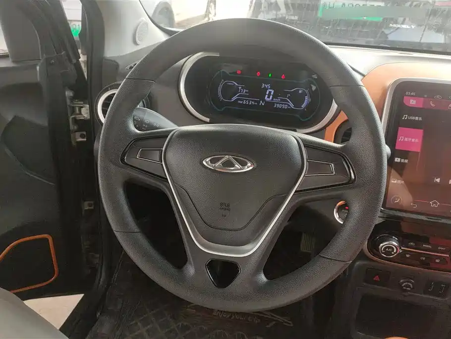 Chery QQ Little Ant 2018 — фото 15