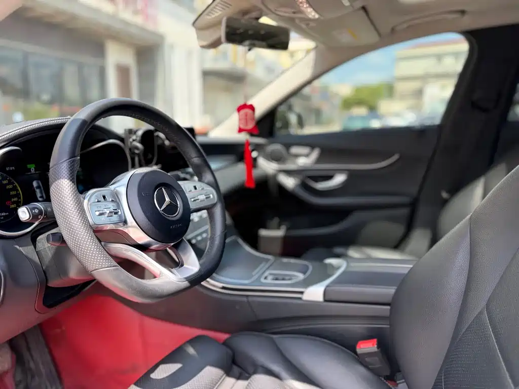 Mercedes-Benz C-Class 2020 — фото 16