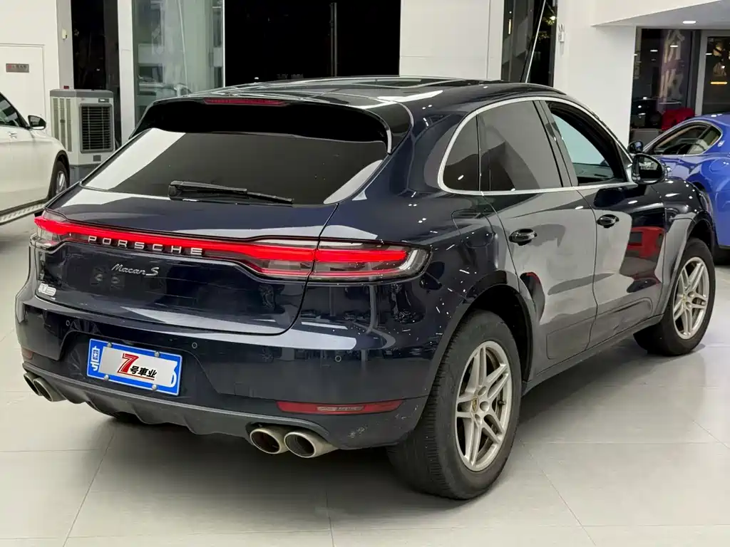 Porsche Macan 2020 — фото 9
