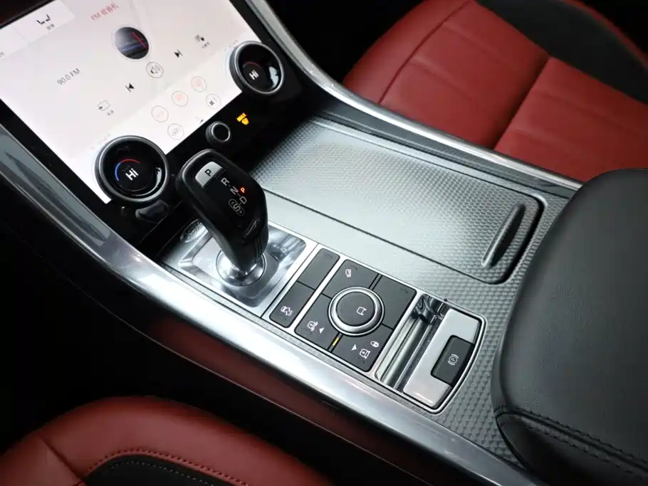Land Rover Range Rover Sport 2019 — фото 20
