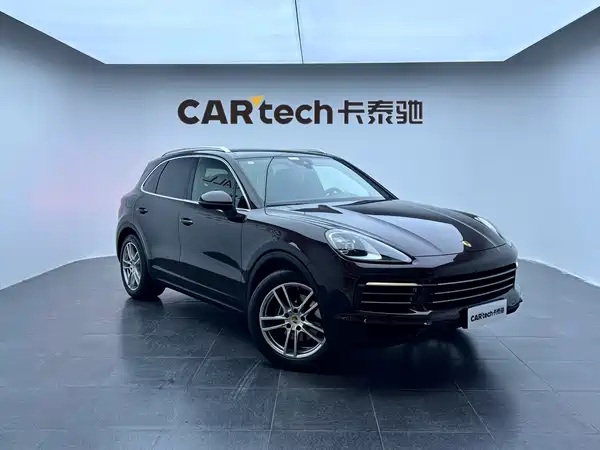 Porsche Cayenne 2022