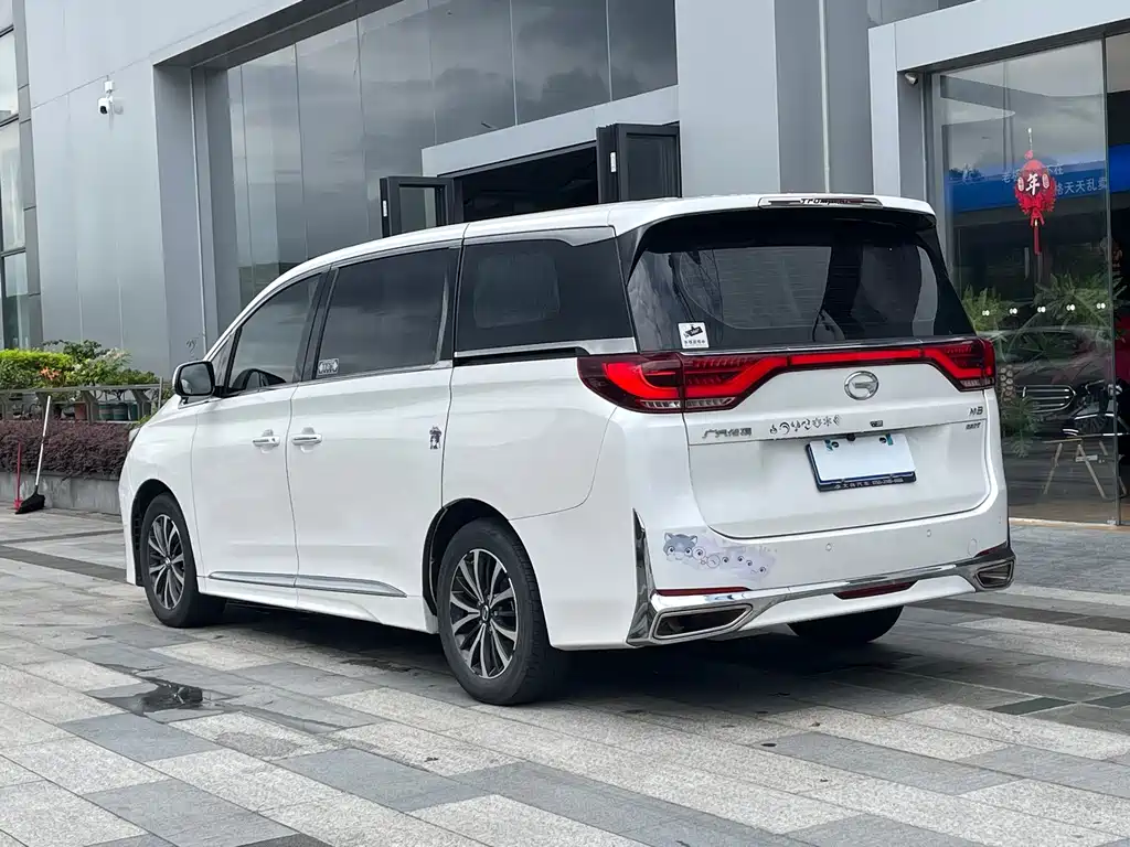GAC Trumpchi M8 2022 — фото 24