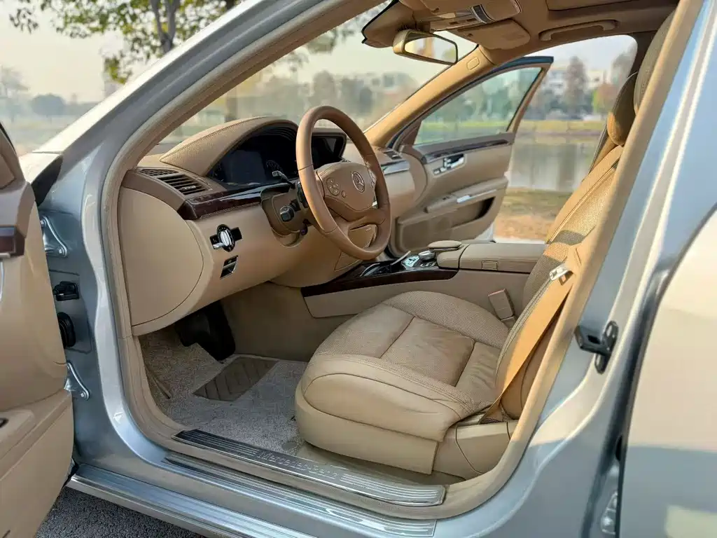 Mercedes-Benz S-Class 2010 — фото 3